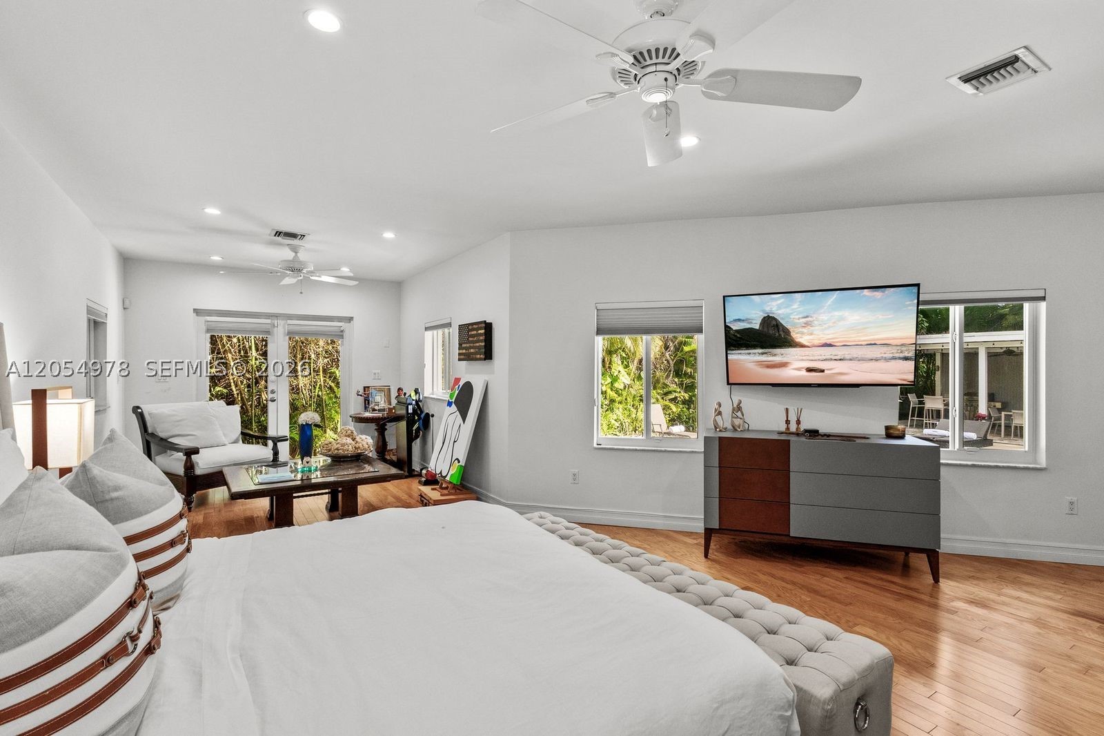 6511 Riviera Dr, Coral Gables FL 33146