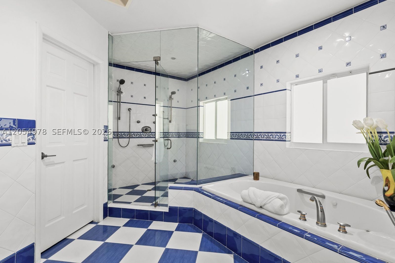 6511 Riviera Dr, Coral Gables FL 33146