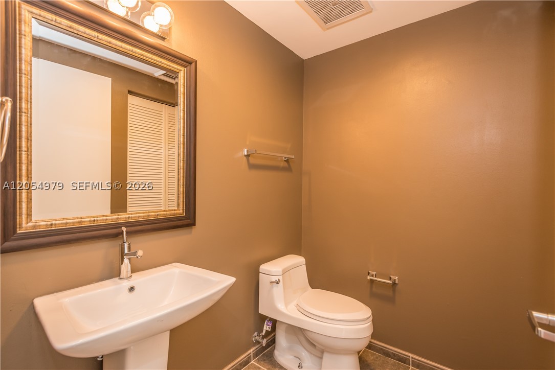 3470 E Coast Ave #H1609, Miami FL 33137