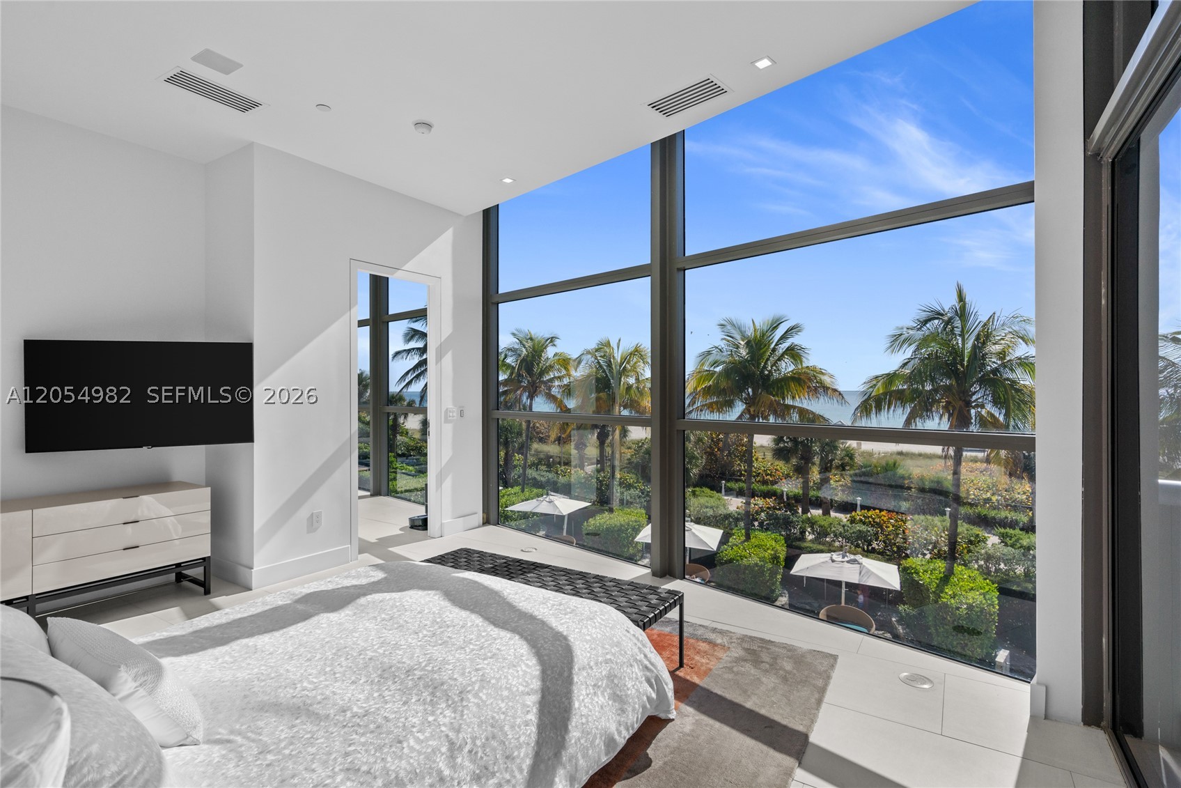 5875 Collins Ave #401, Miami Beach FL 33140