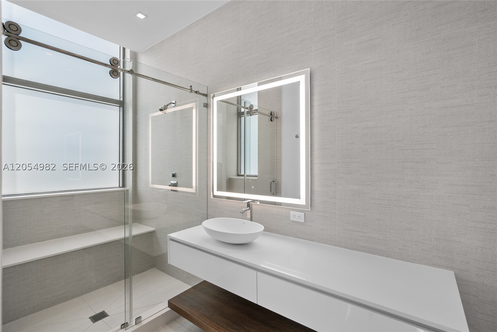 5875 Collins Ave #401, Miami Beach FL 33140