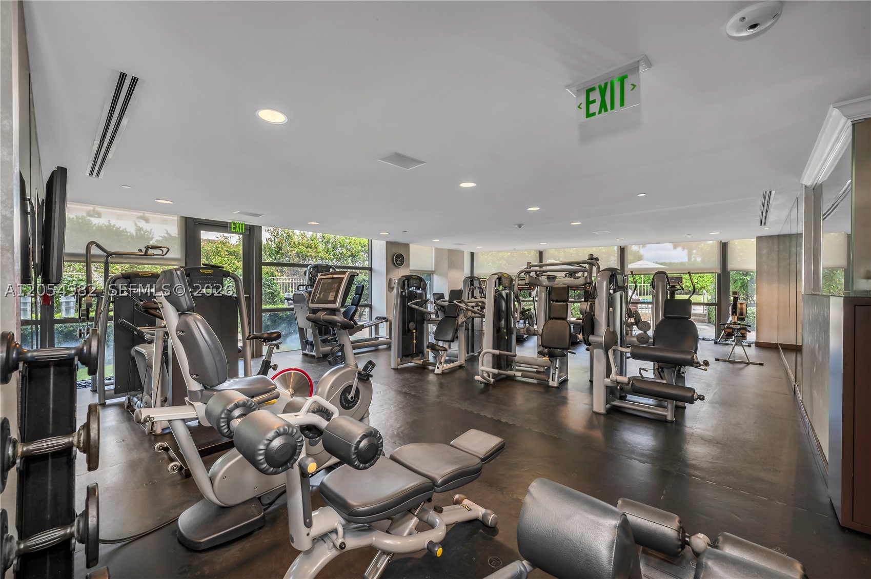 5875 Collins Ave #401, Miami Beach FL 33140
