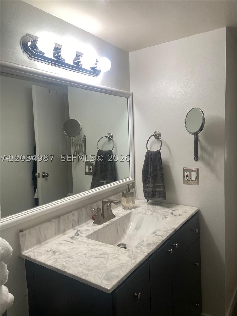 13499 Biscayne Blvd #1111, North Miami FL 33181