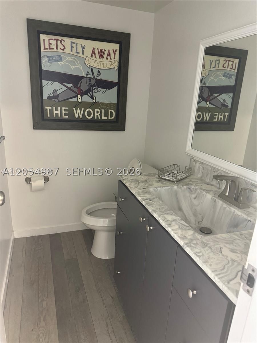 13499 Biscayne Blvd #1111, North Miami FL 33181