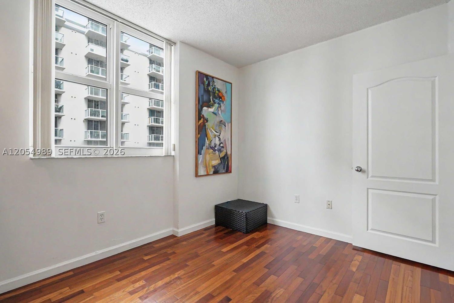 5085 NW 7th St #906, Miami FL 33126
