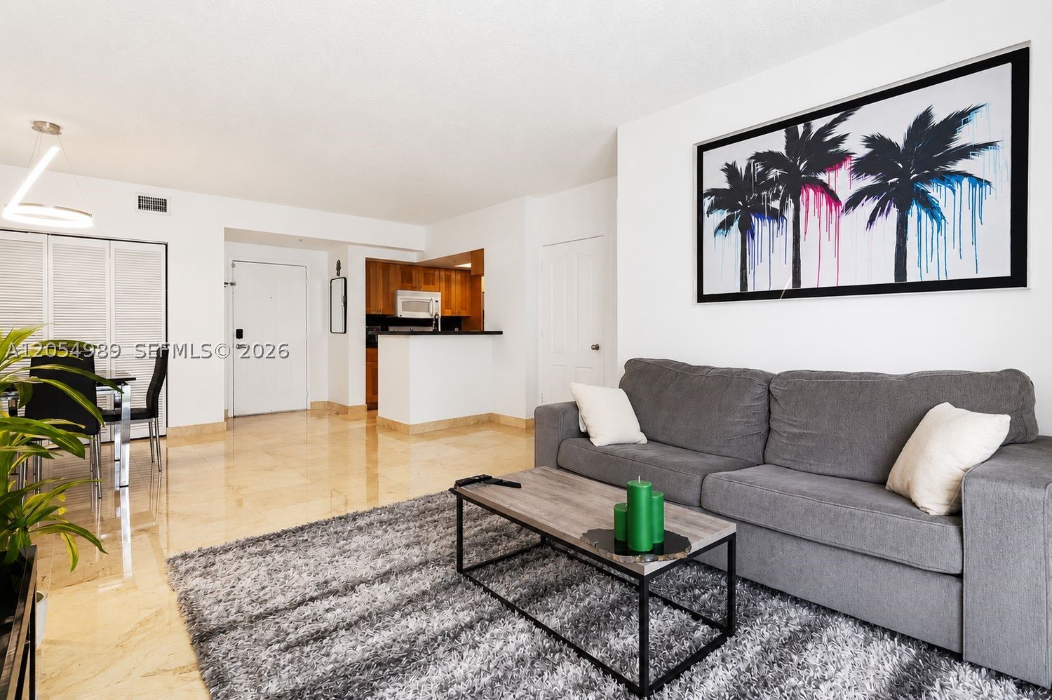 5085 NW 7th St #906, Miami FL 33126