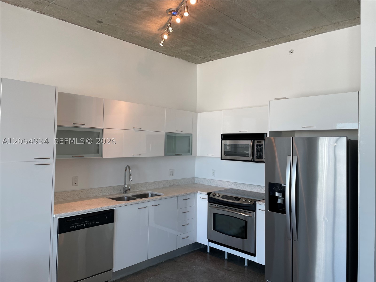 133 NE 2 AVE #2615, Miami FL 33132