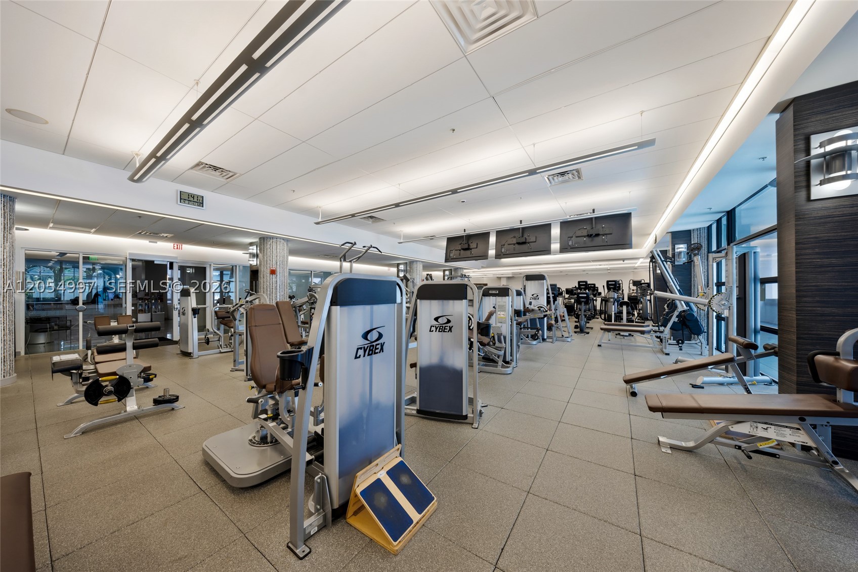 21150 Point Pl #1605, Aventura FL 33180