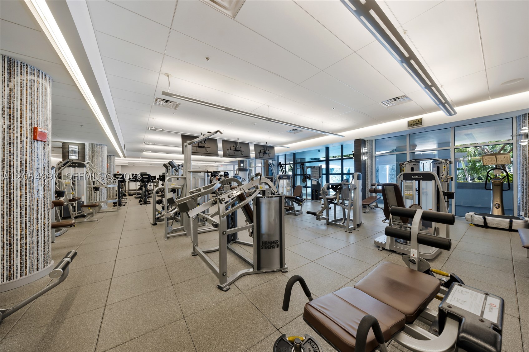 21150 Point Pl #1605, Aventura FL 33180