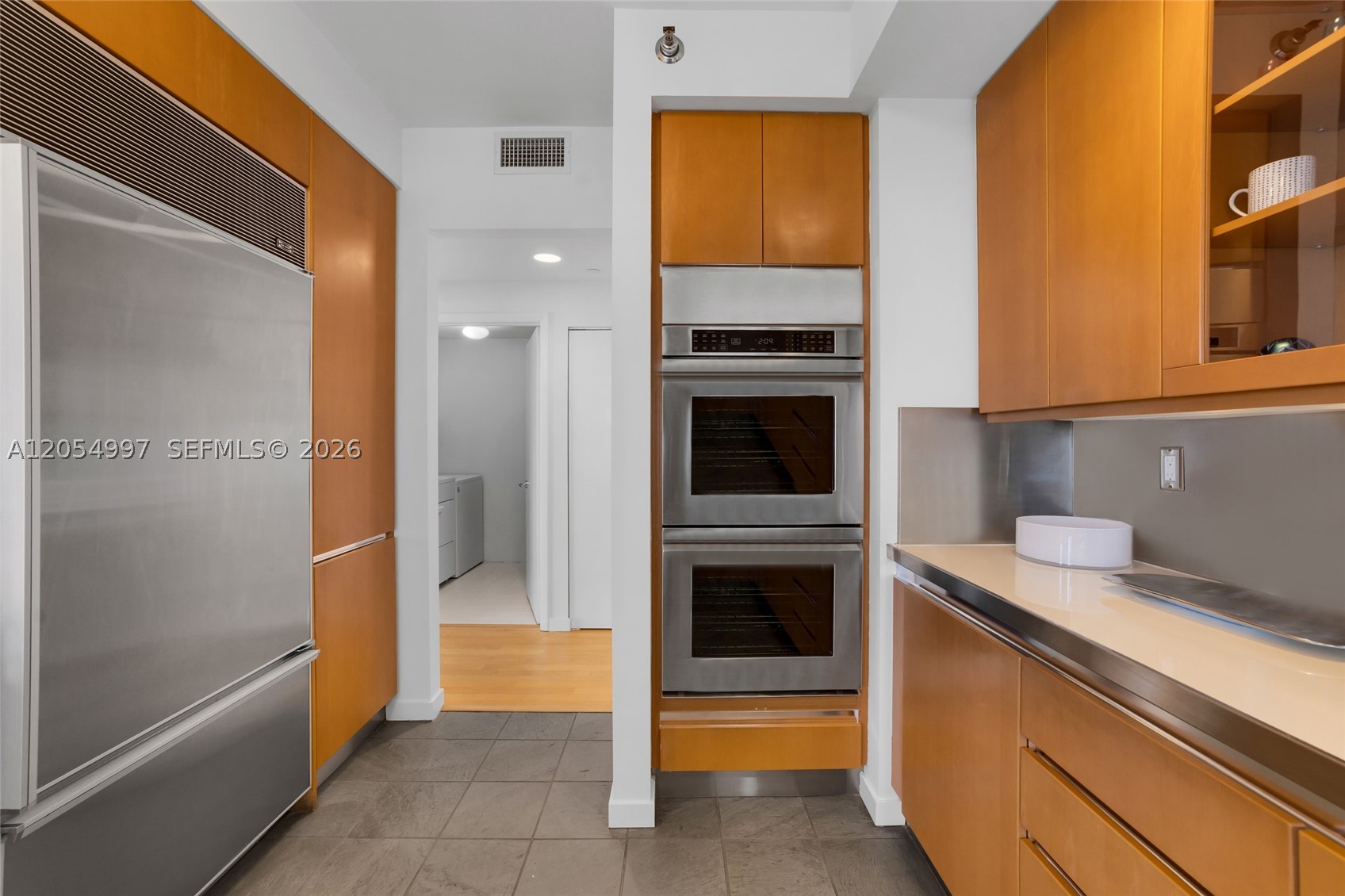 21150 Point Pl #1605, Aventura FL 33180