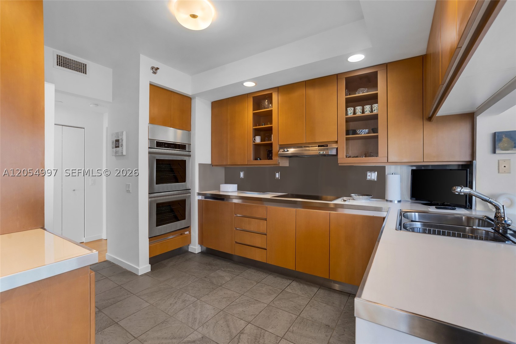 21150 Point Pl #1605, Aventura FL 33180