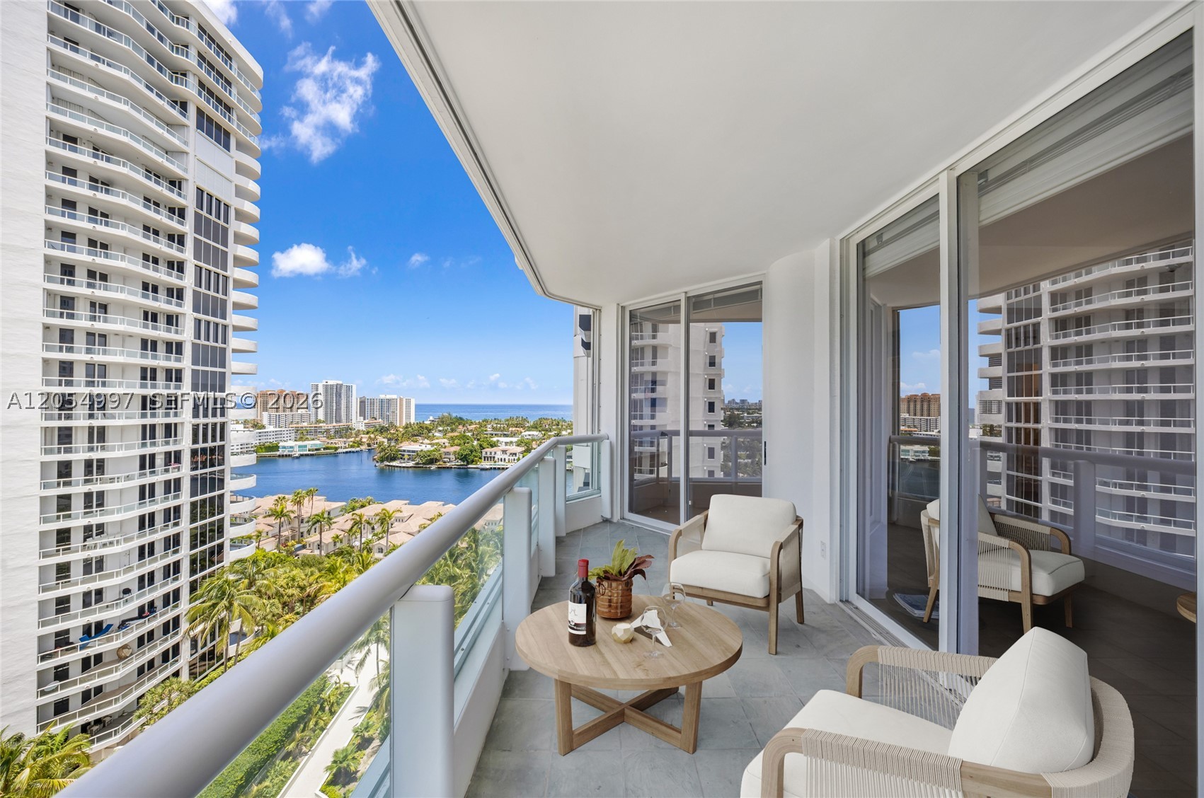 21150 Point Pl #1605, Aventura FL 33180
