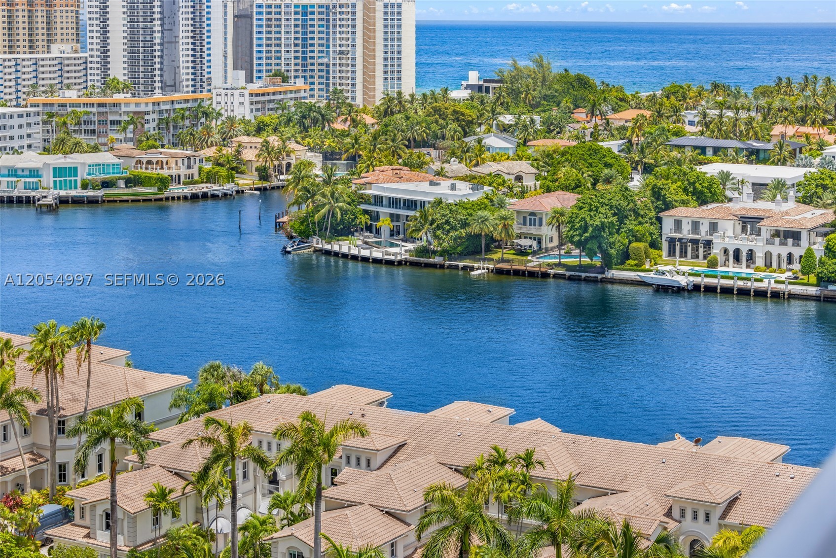 21150 Point Pl #1605, Aventura FL 33180