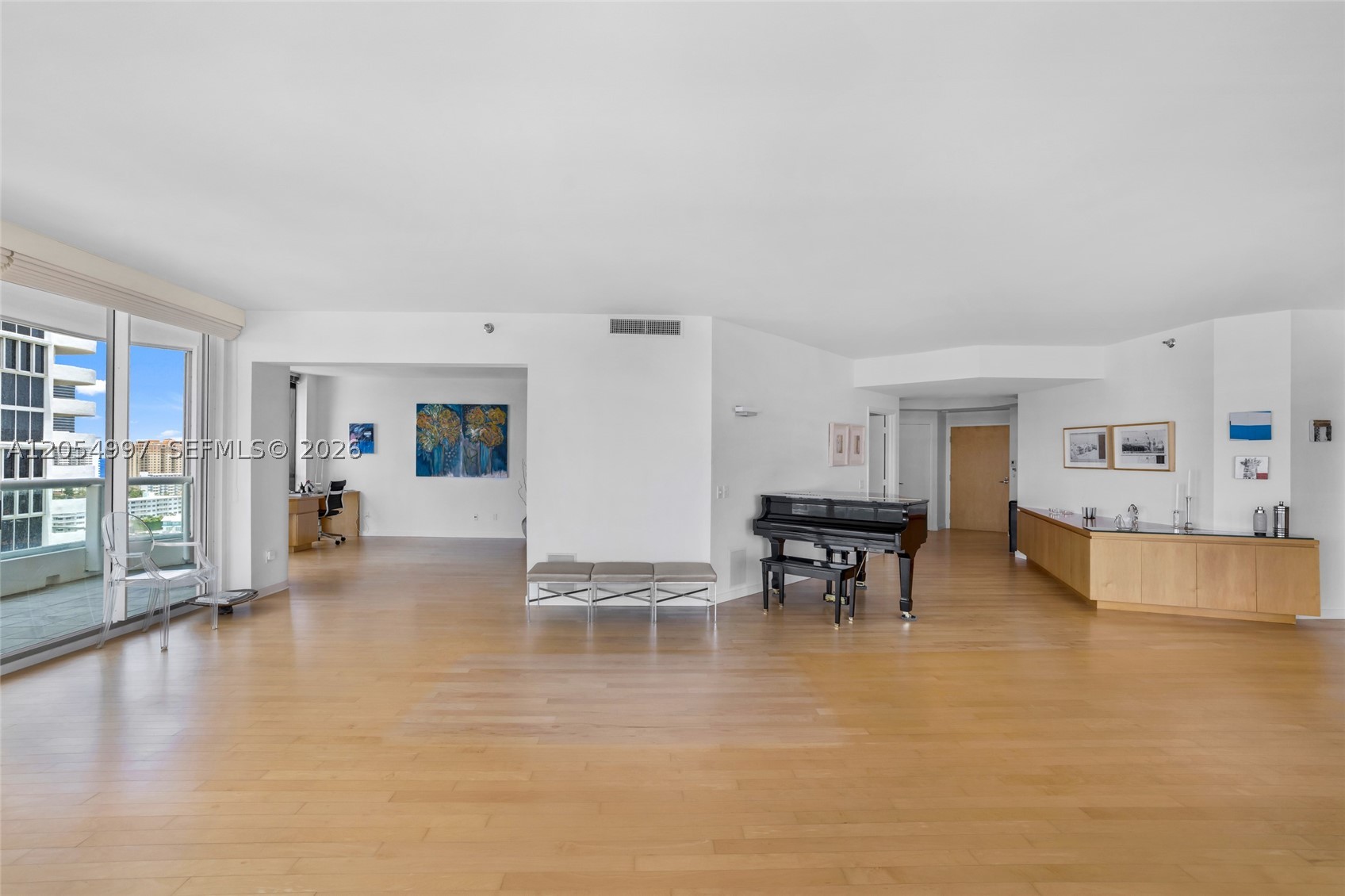 21150 Point Pl #1605, Aventura FL 33180