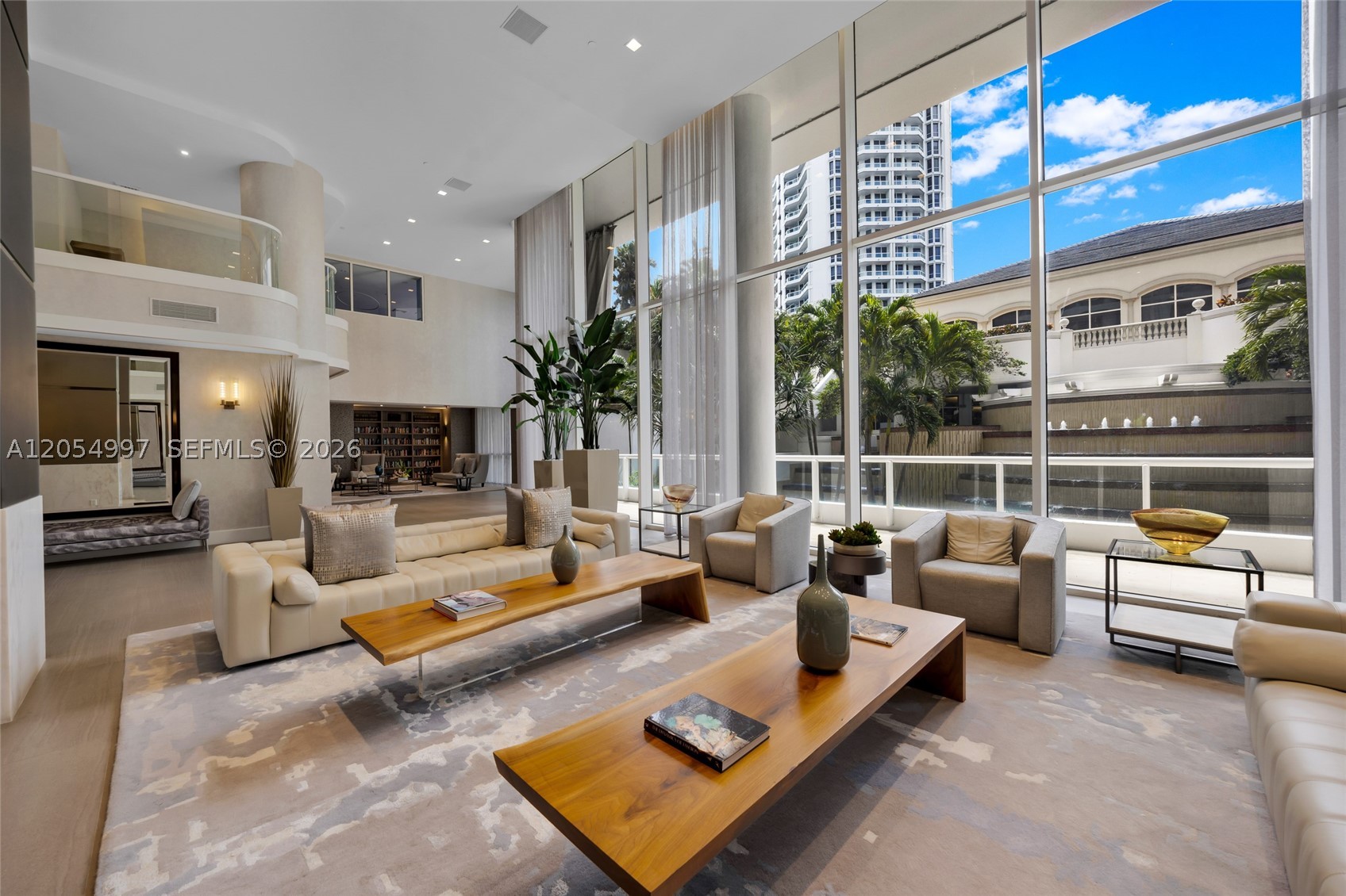 21150 Point Pl #1605, Aventura FL 33180