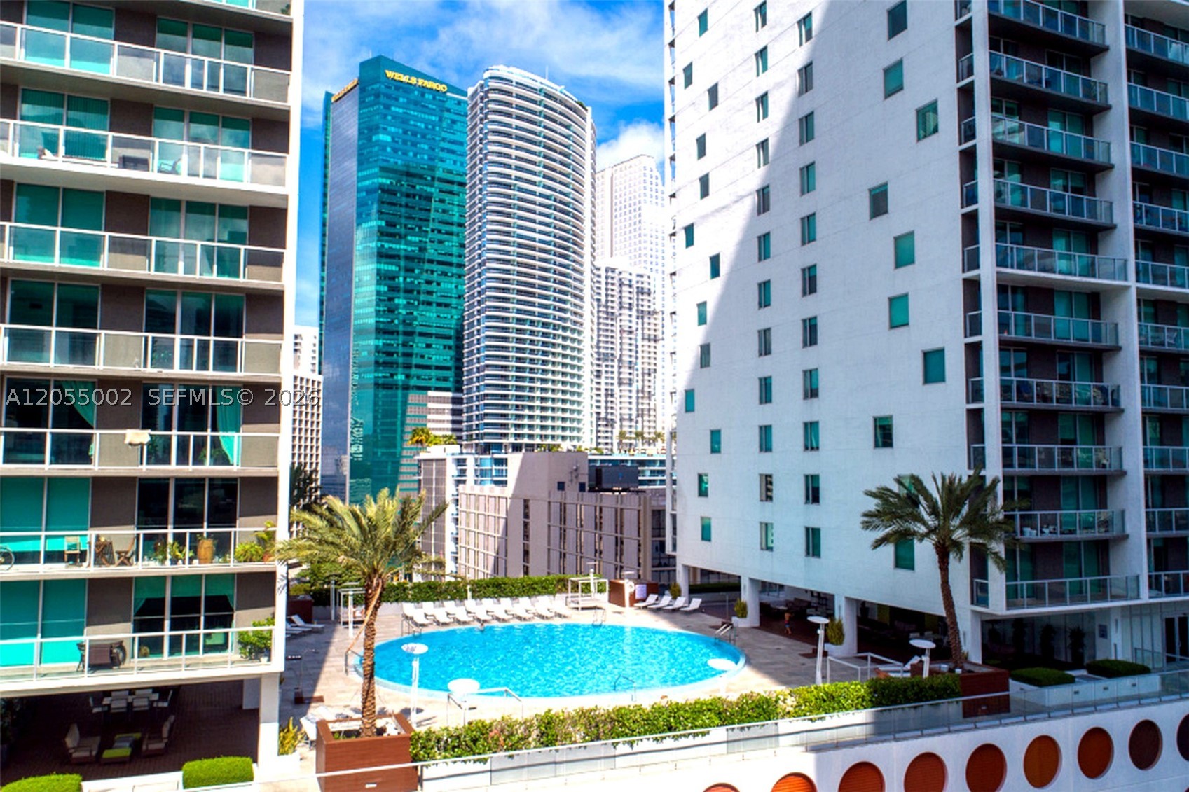 500 Brickell Ave #1805, Miami FL 33131