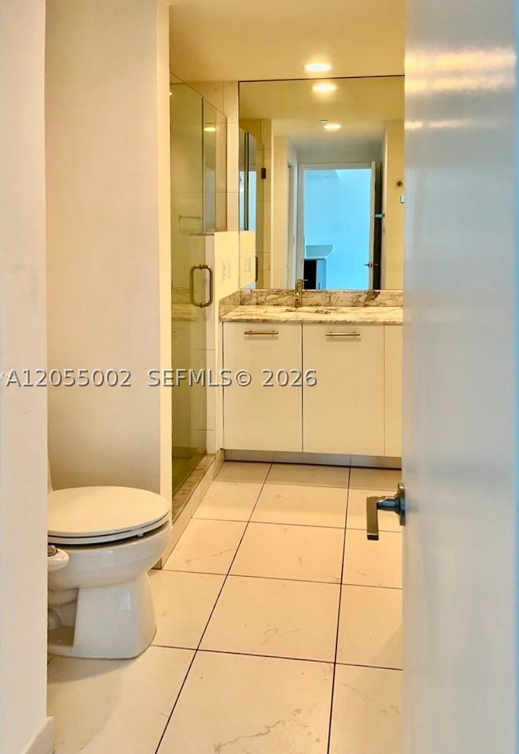500 Brickell Ave #1805, Miami FL 33131