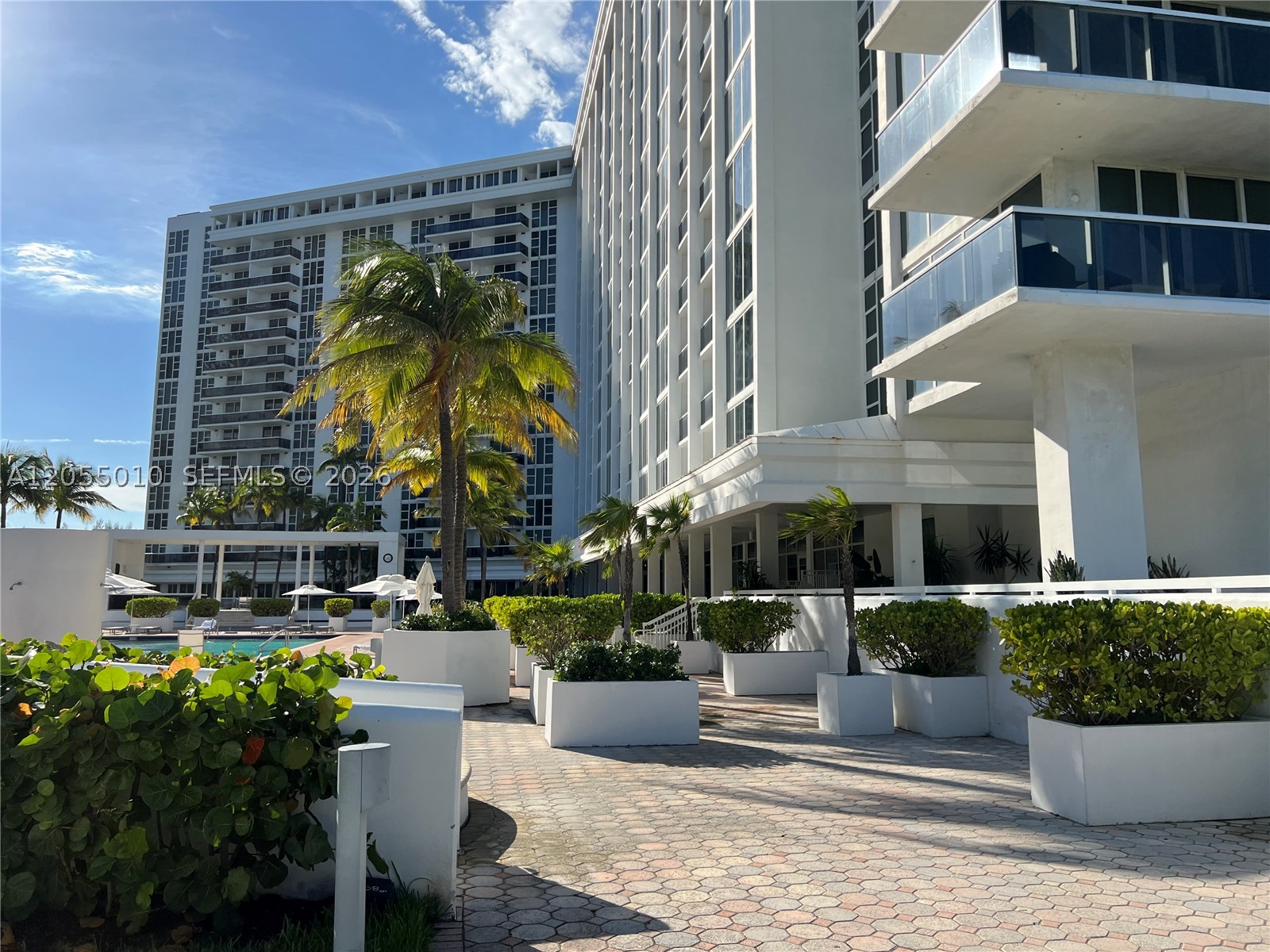 10275 Collins Ave #112, Bal Harbour FL 33154