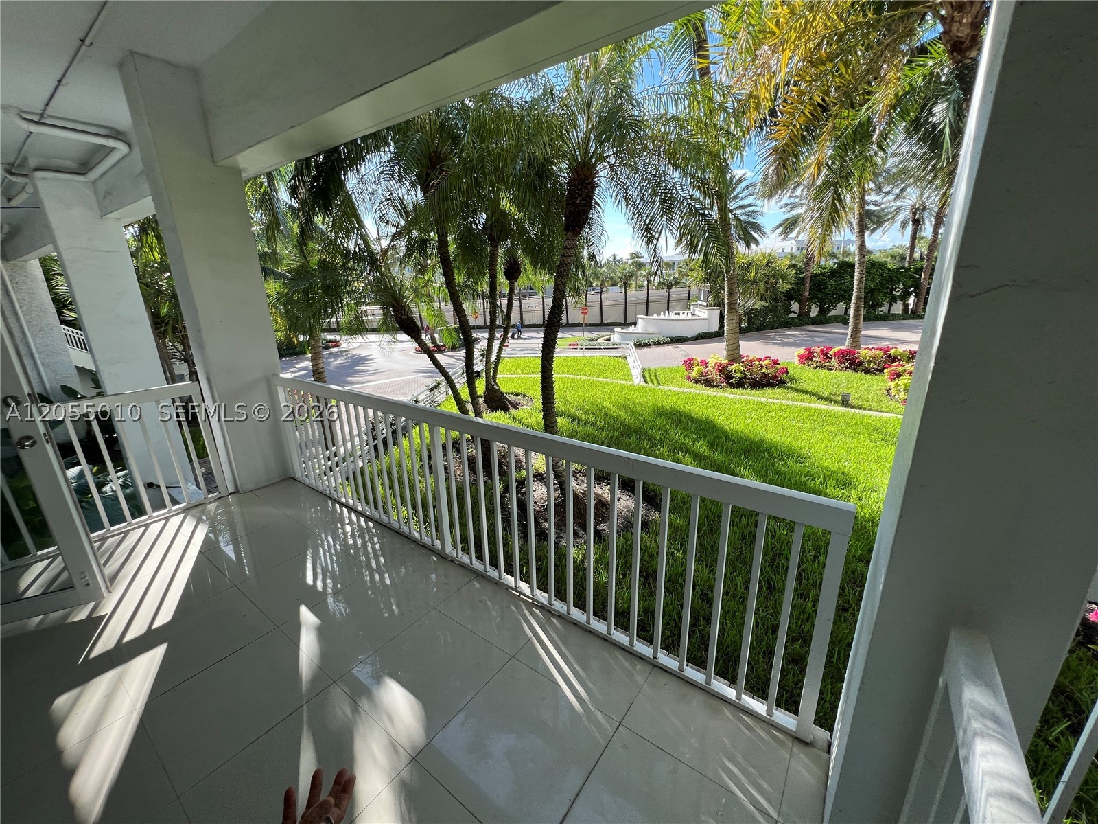 10275 Collins Ave #112, Bal Harbour FL 33154