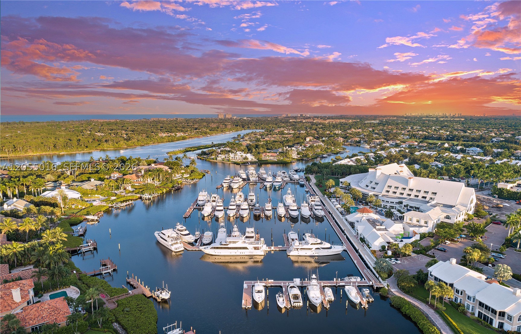 301 Captains Way #301, Jupiter FL 33477