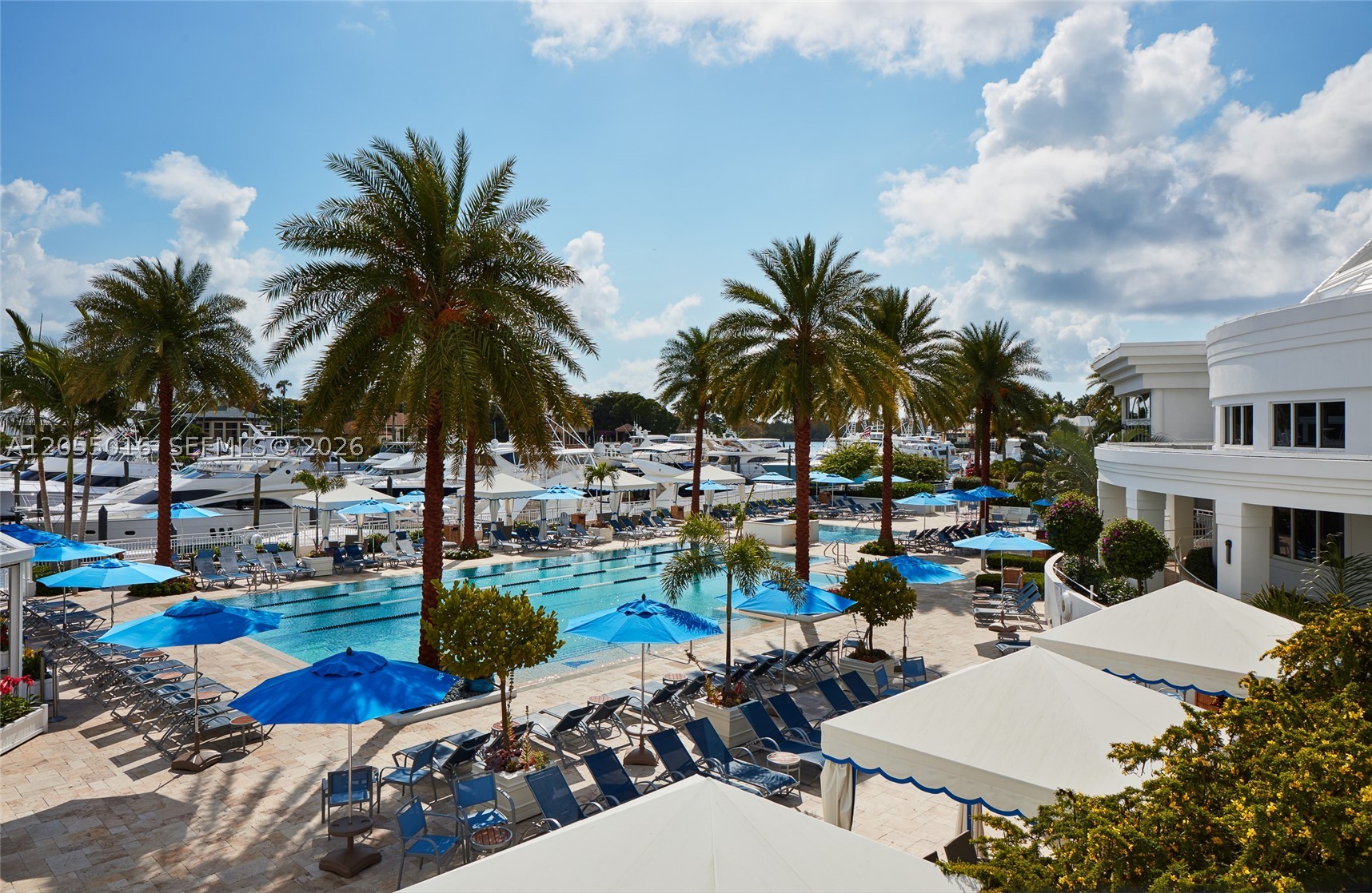 301 Captains Way #301, Jupiter FL 33477