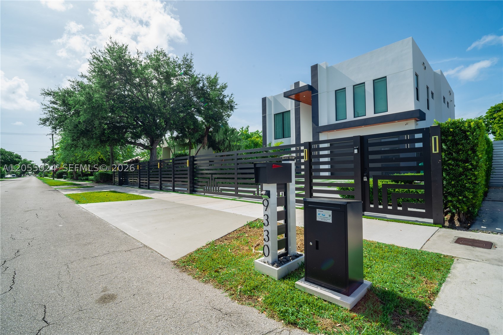 9330 SW 34th St #NA, Miami FL 33165