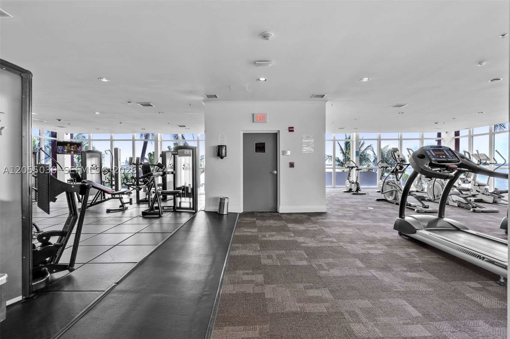 1155 Brickell Bay Dr #2007, Miami FL 33131