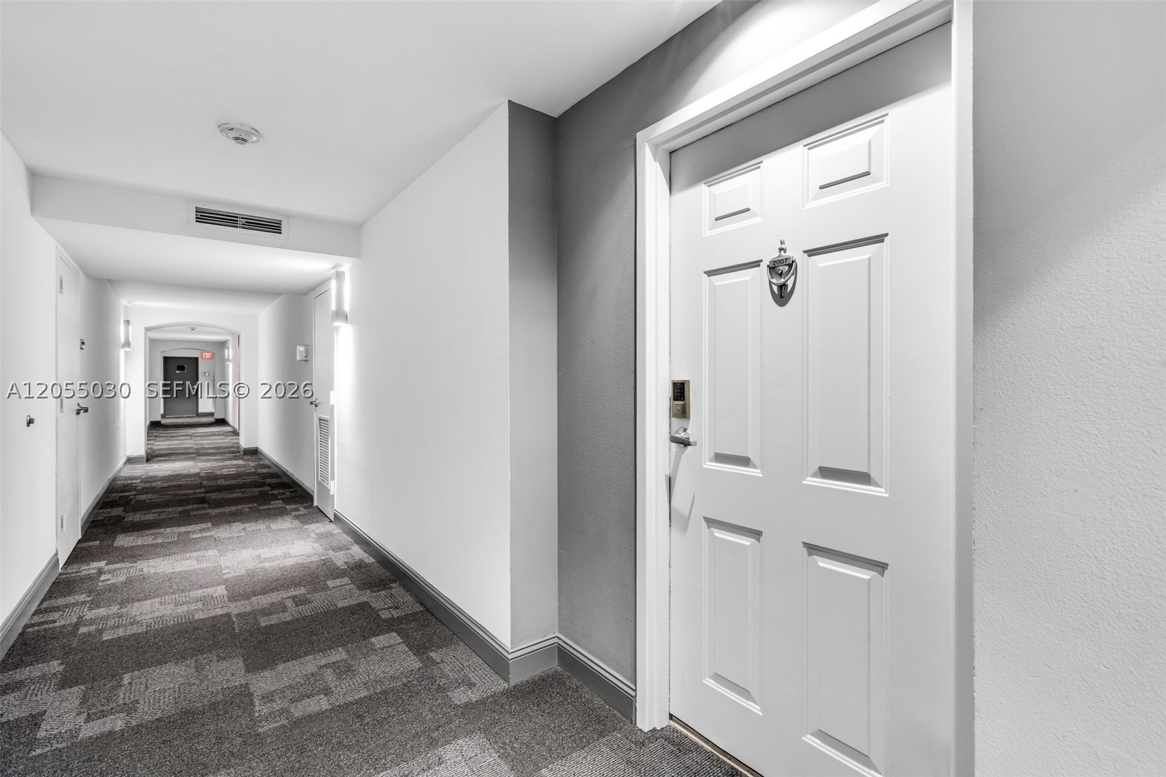 1155 Brickell Bay Dr #2007, Miami FL 33131