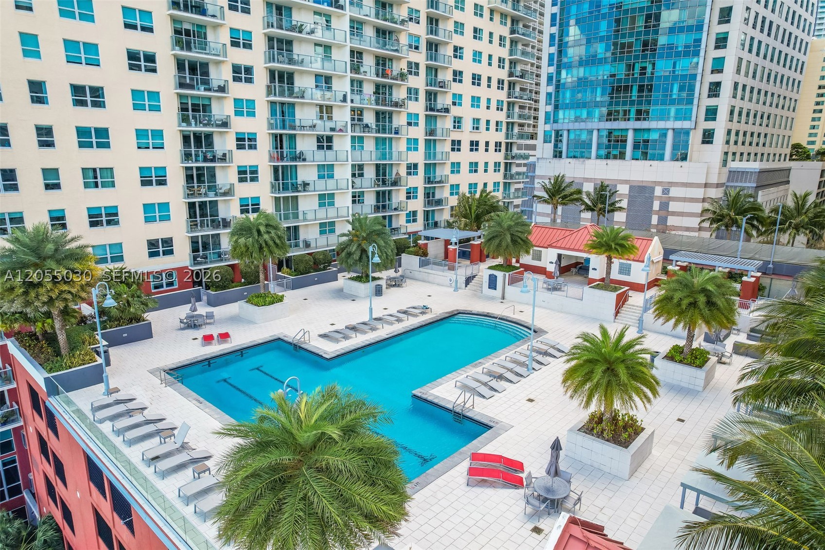 1155 Brickell Bay Dr #2007, Miami FL 33131