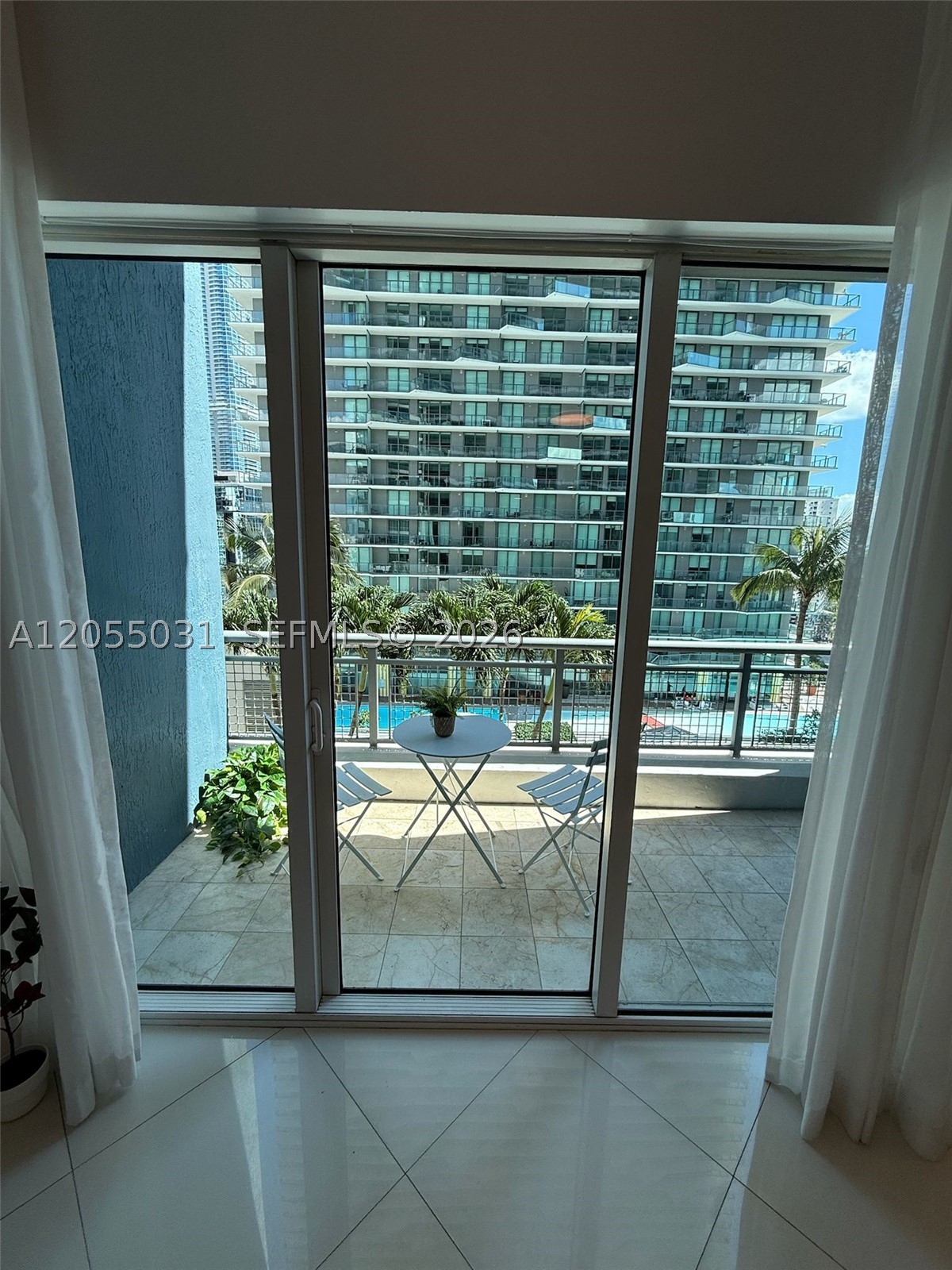 60 SW 13th St #1418, Miami FL 33130