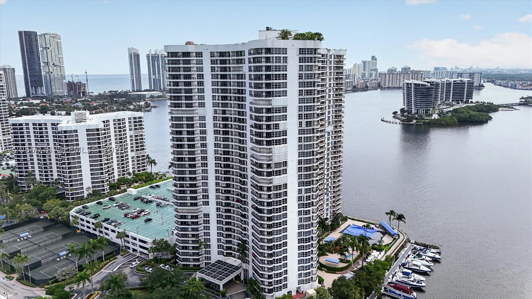 3530 Mystic Pointe Dr #1606, Aventura FL 33180