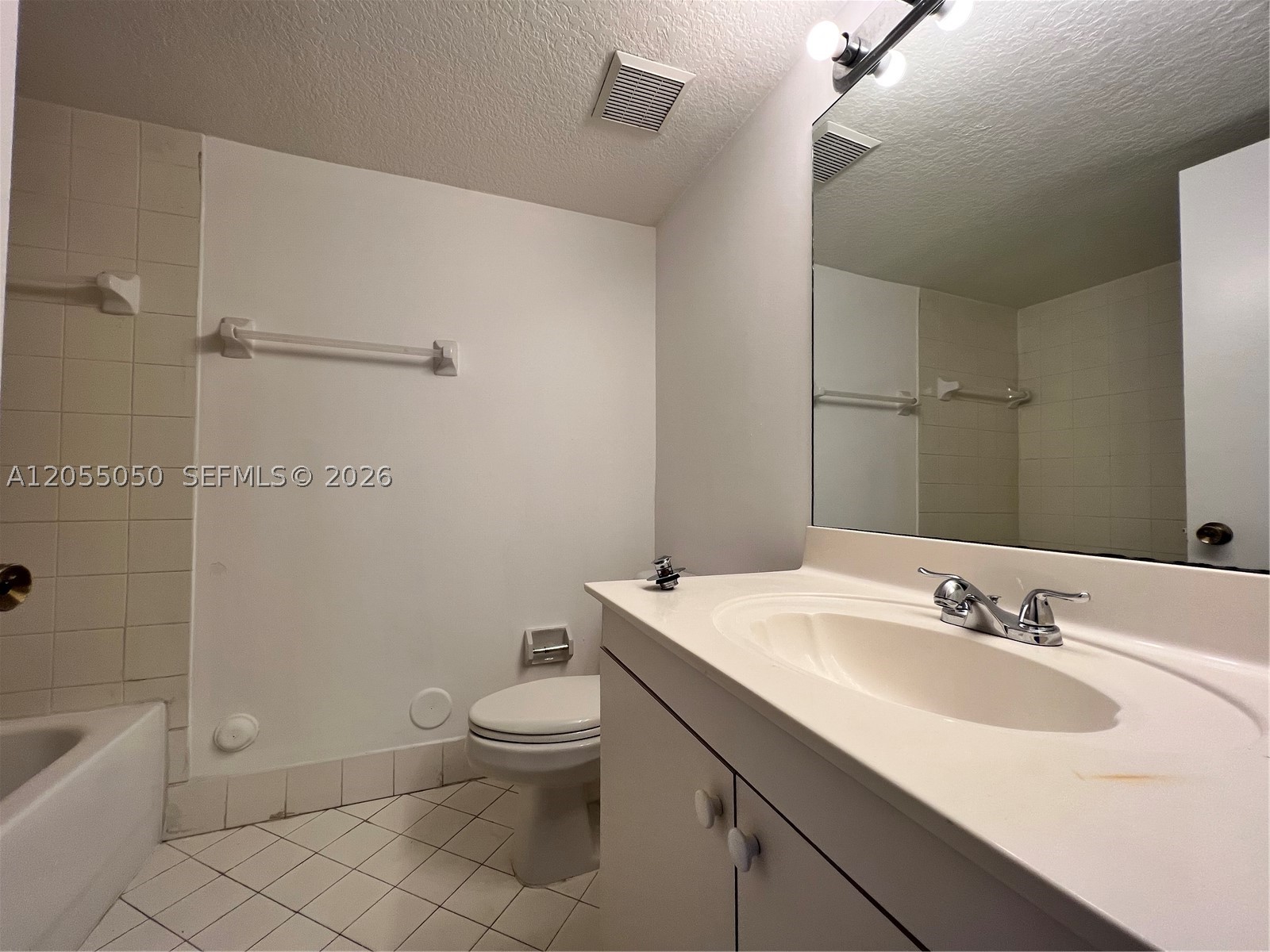 985 NE 33rd Ter #104, Homestead FL 33033
