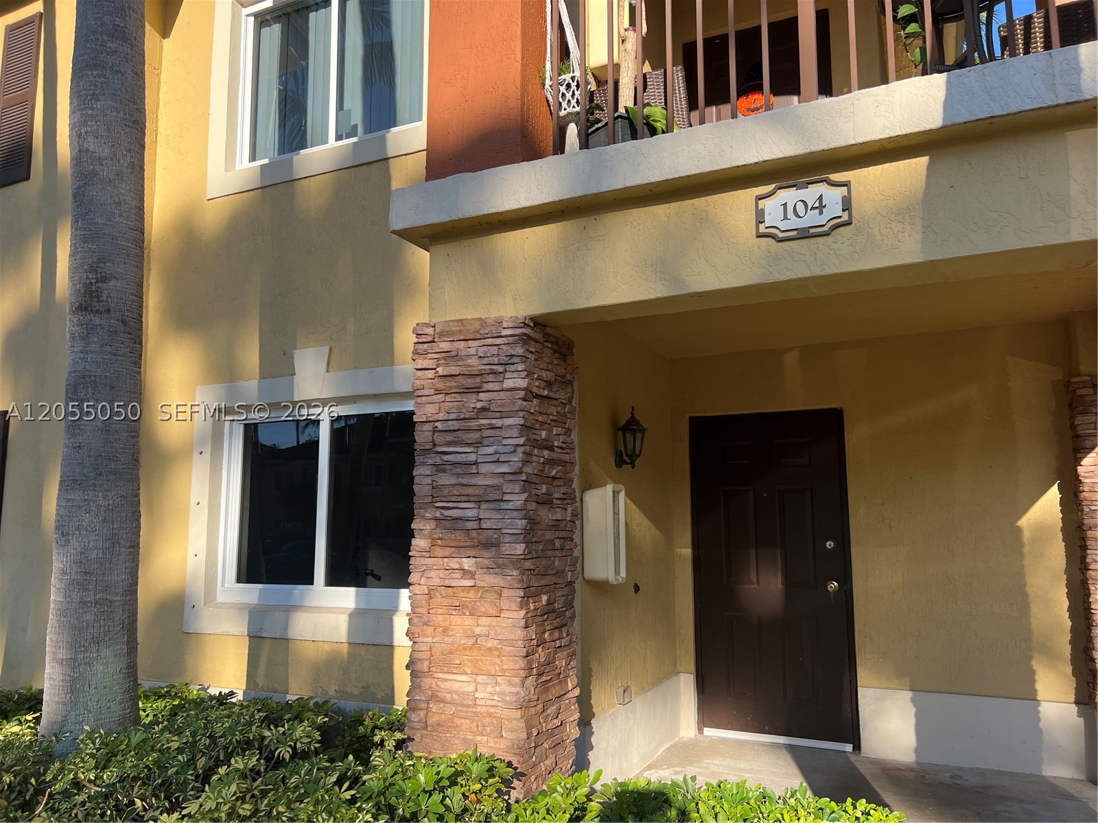985 NE 33rd Ter #104, Homestead FL 33033