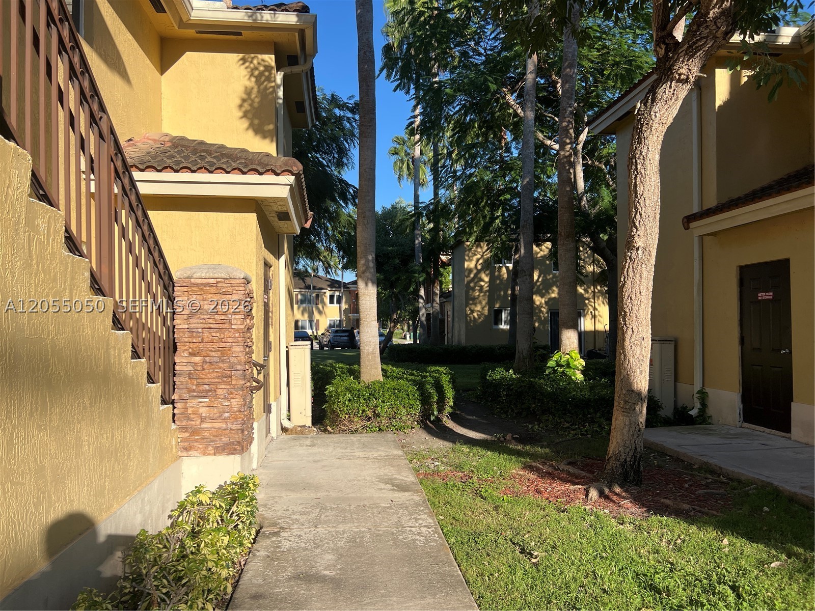 985 NE 33rd Ter #104, Homestead FL 33033