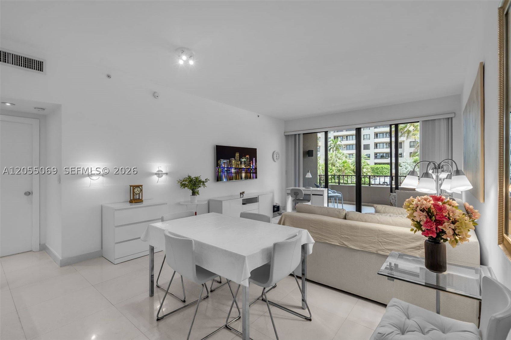 201 Crandon Blvd #220, Key Biscayne FL 33149
