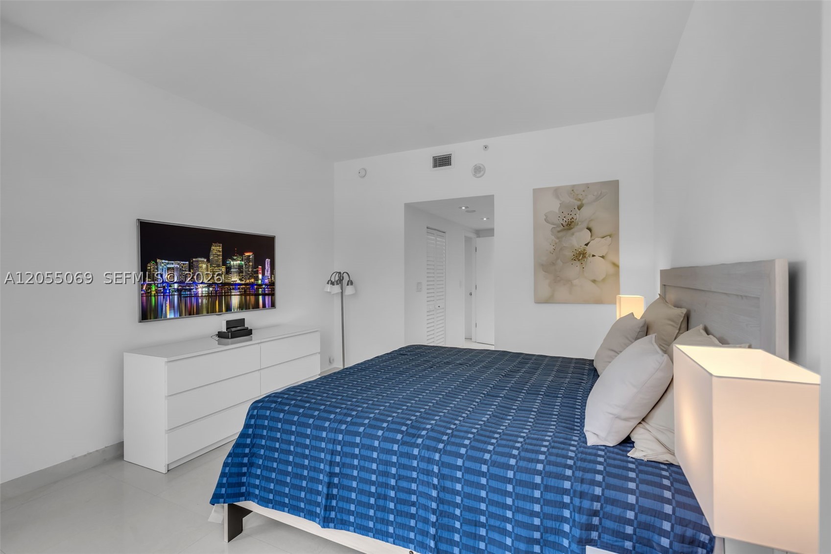 201 Crandon Blvd #220, Key Biscayne FL 33149