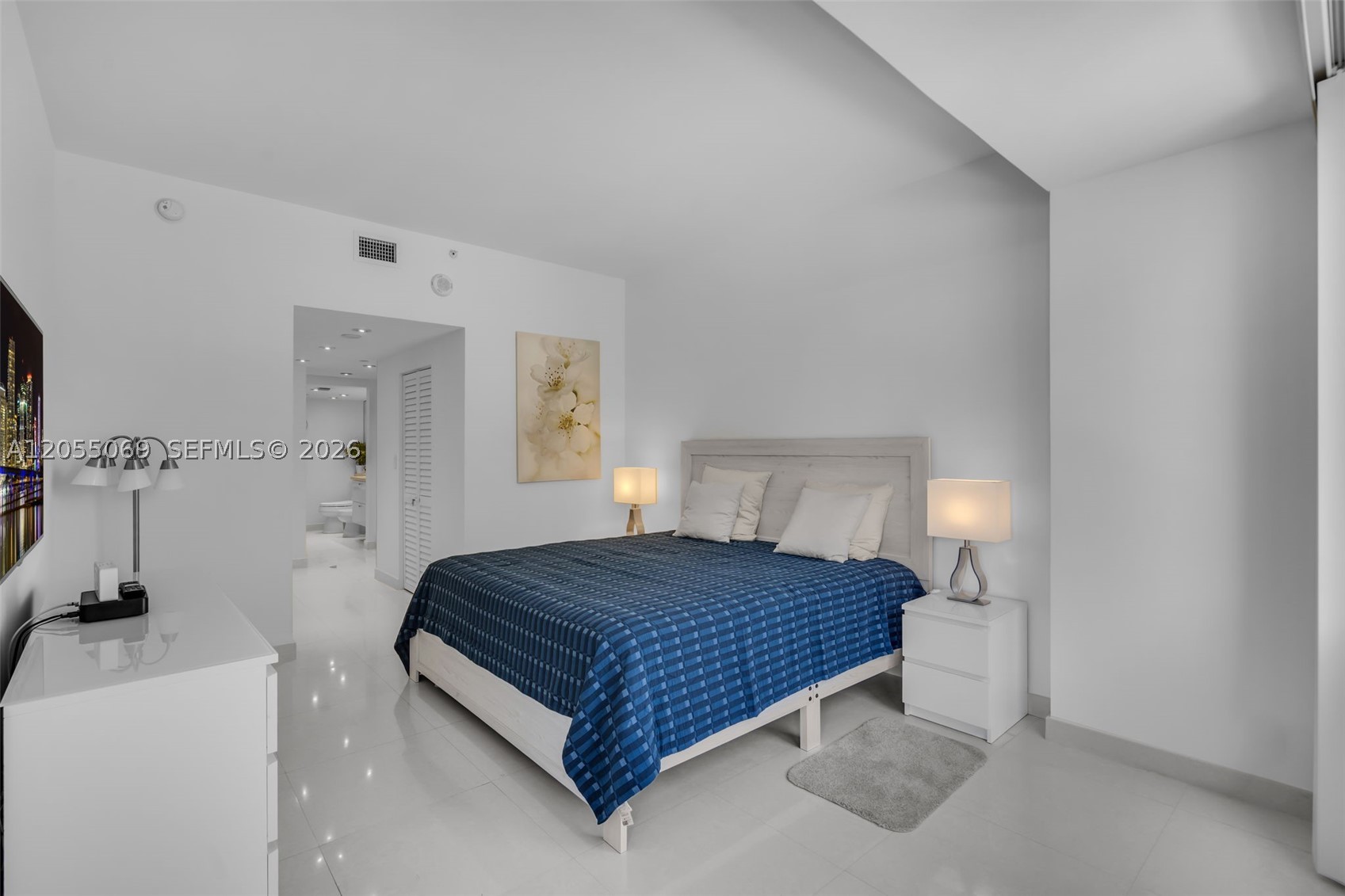 201 Crandon Blvd #220, Key Biscayne FL 33149