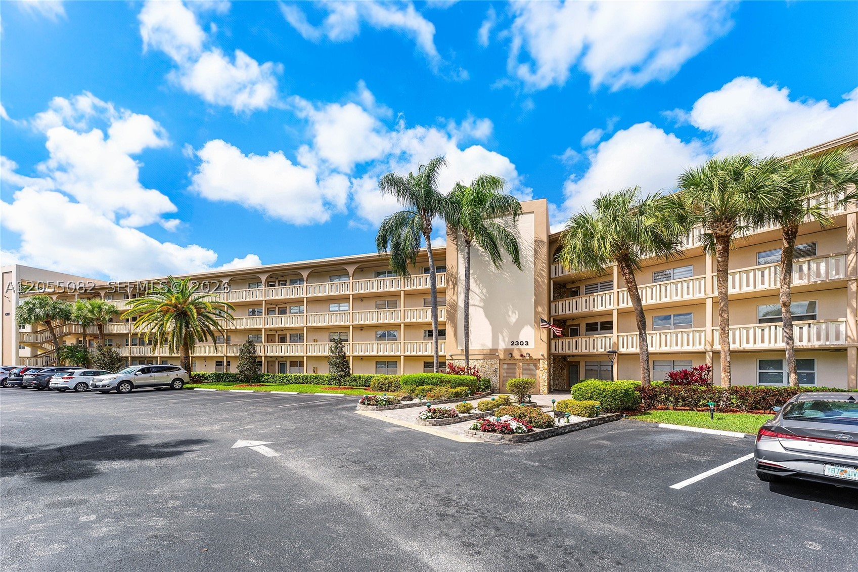 2303 Lucaya Ln #H2, Coconut Creek FL 33066