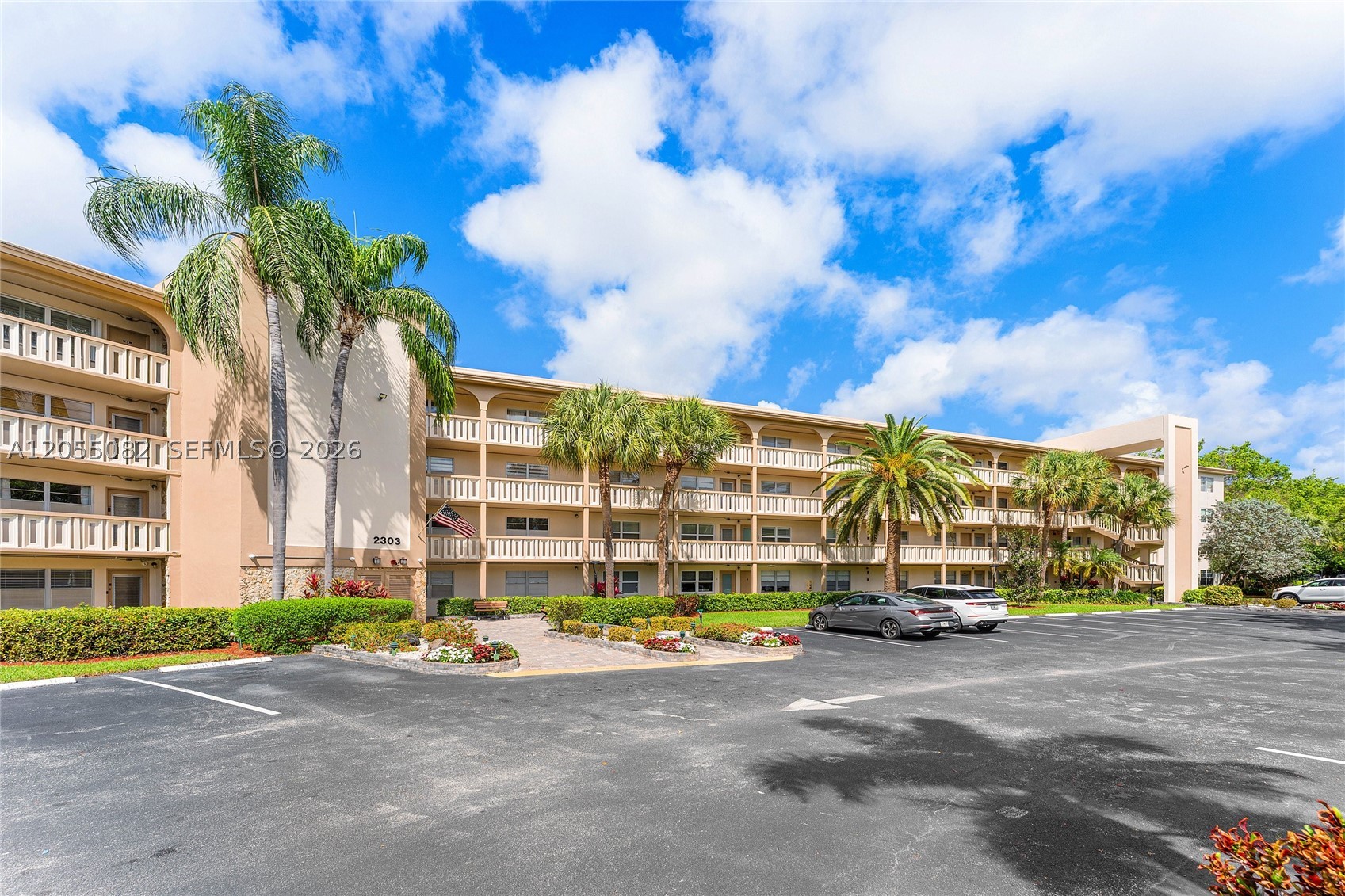 2303 Lucaya Ln #H2, Coconut Creek FL 33066