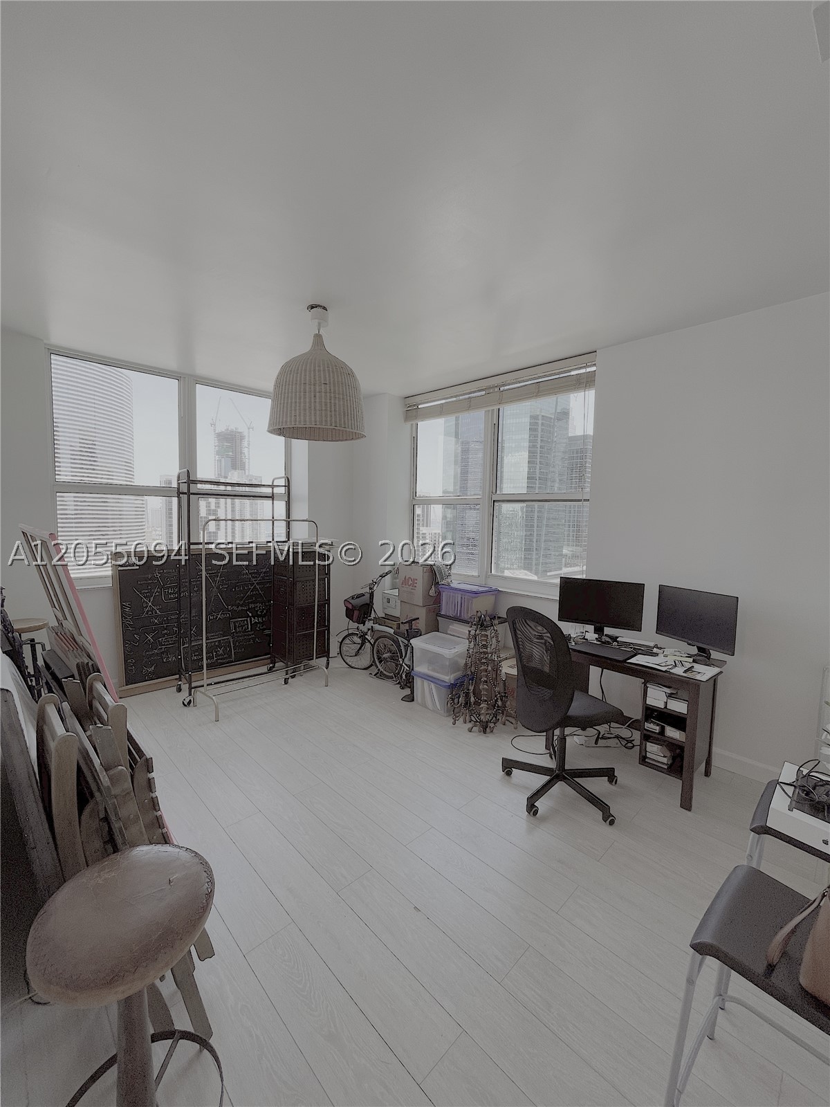 31 SE 5th St #3712, Miami FL 33131