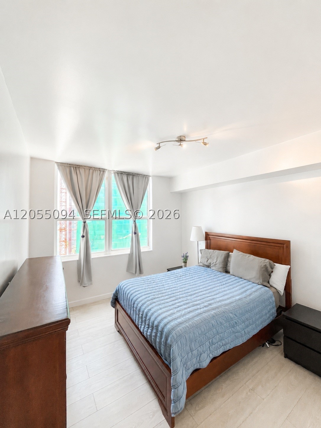 31 SE 5th St #3712, Miami FL 33131
