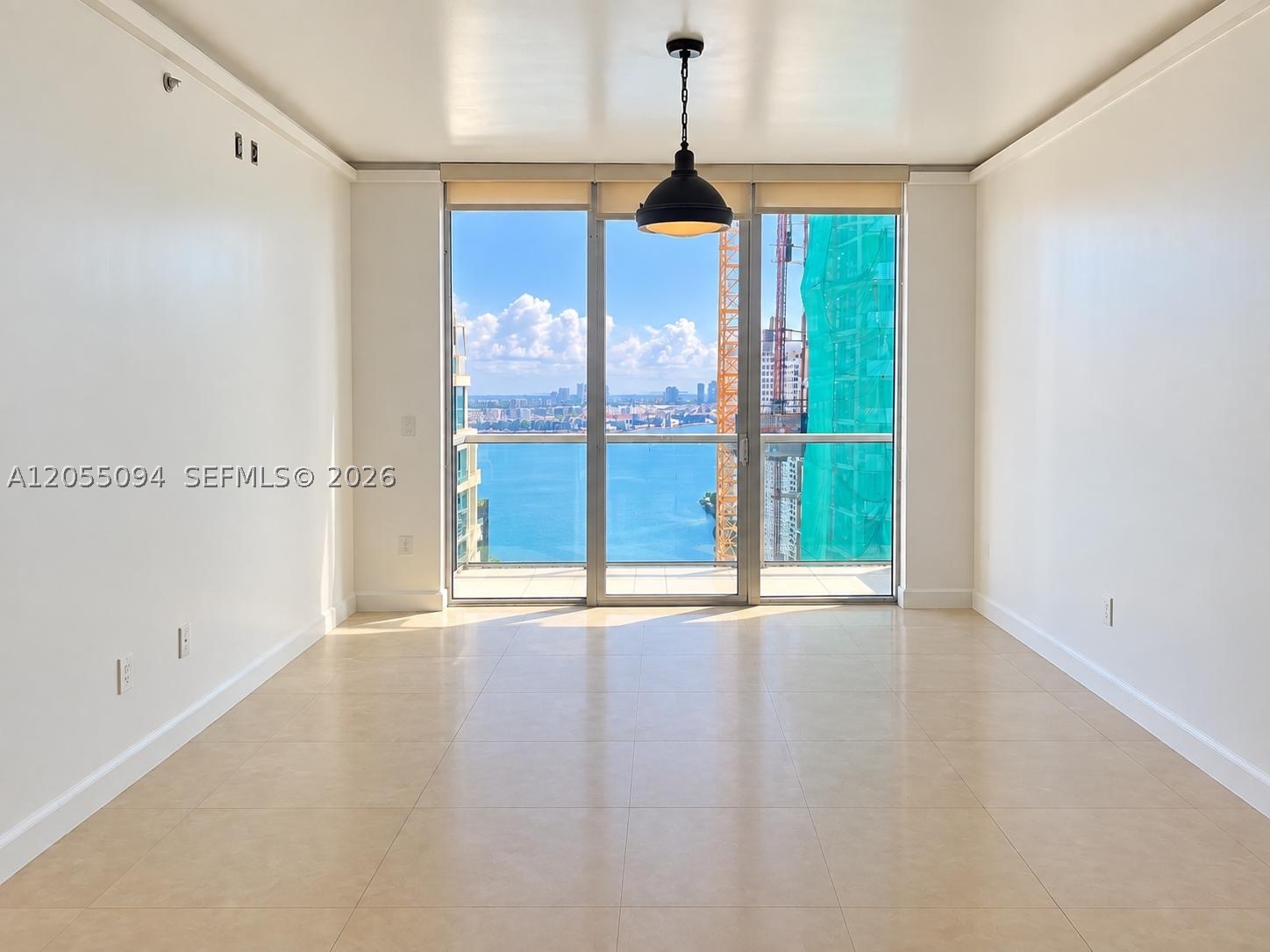 31 SE 5th St #3712, Miami FL 33131