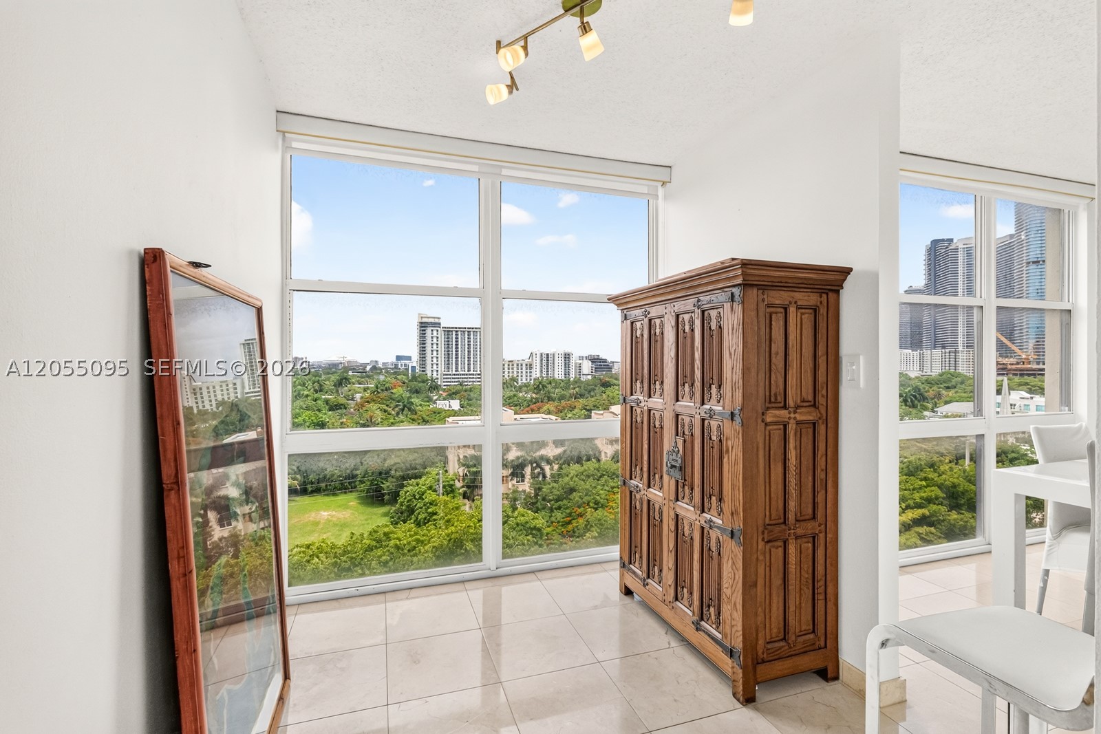 1901 Brickell Ave #B1109, Miami FL 33129