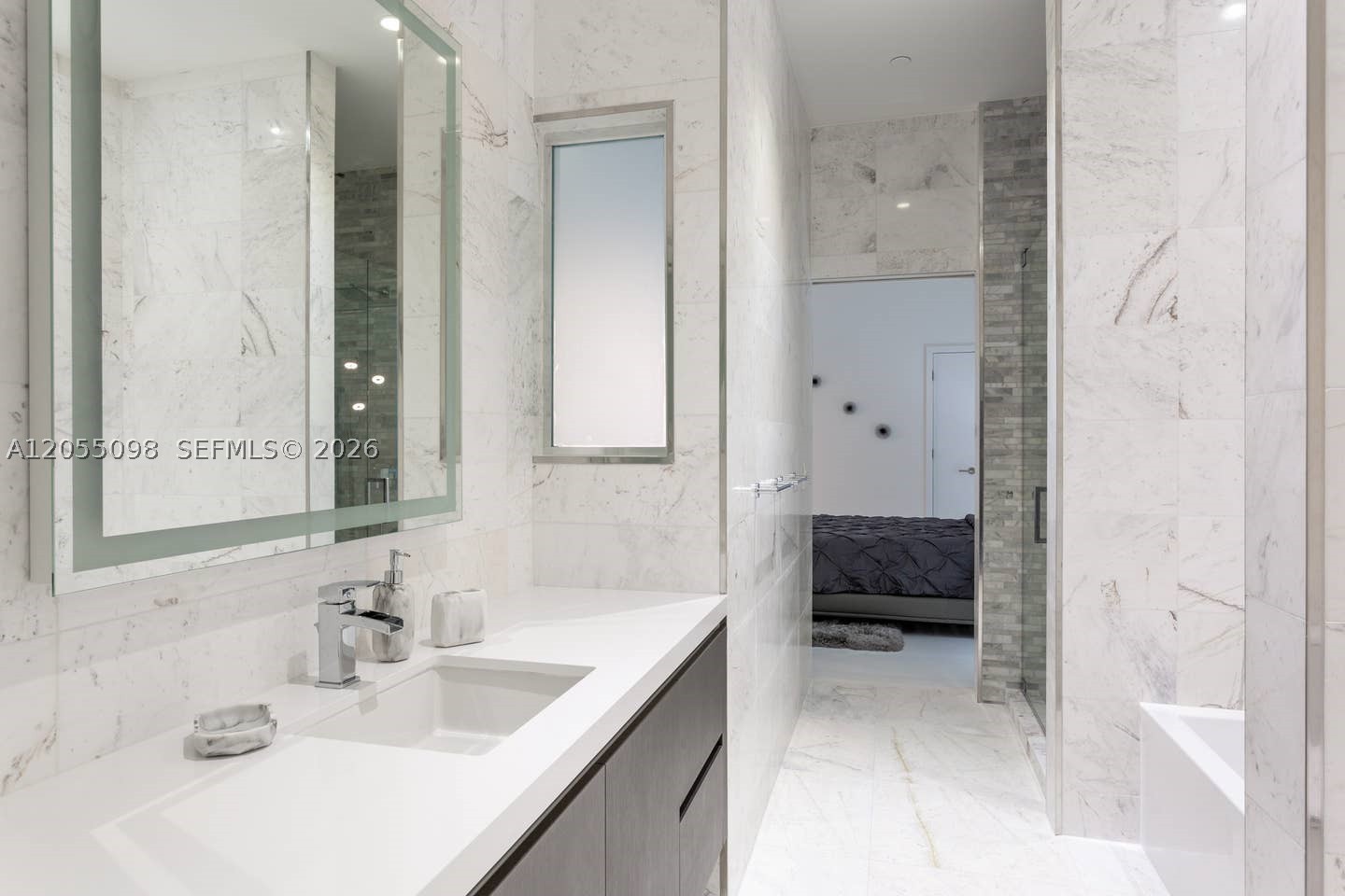 851 NE 1st Ave #503, Miami FL 33132