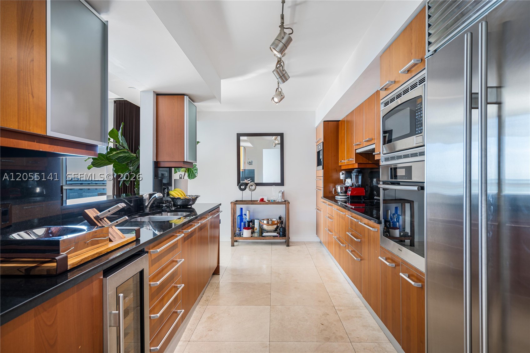 1331 Brickell Bay Dr #1611, Miami FL 33131