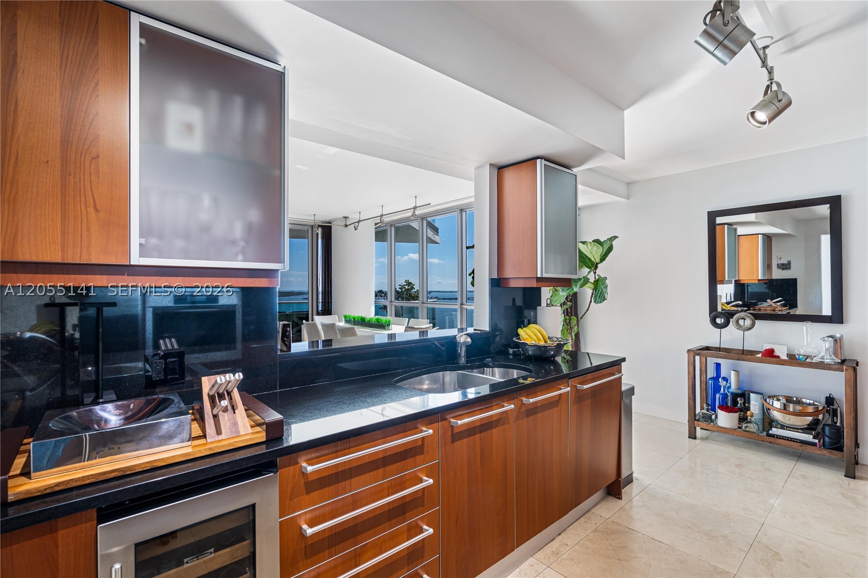 1331 Brickell Bay Dr #1611, Miami FL 33131