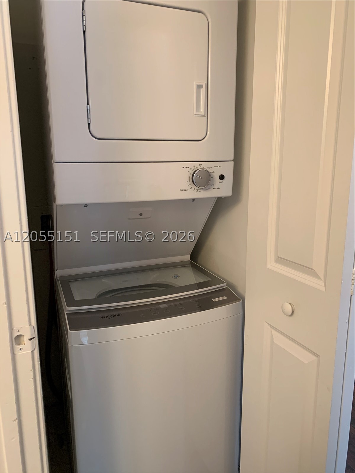 170 SE 14th St #1402, Miami FL 33131