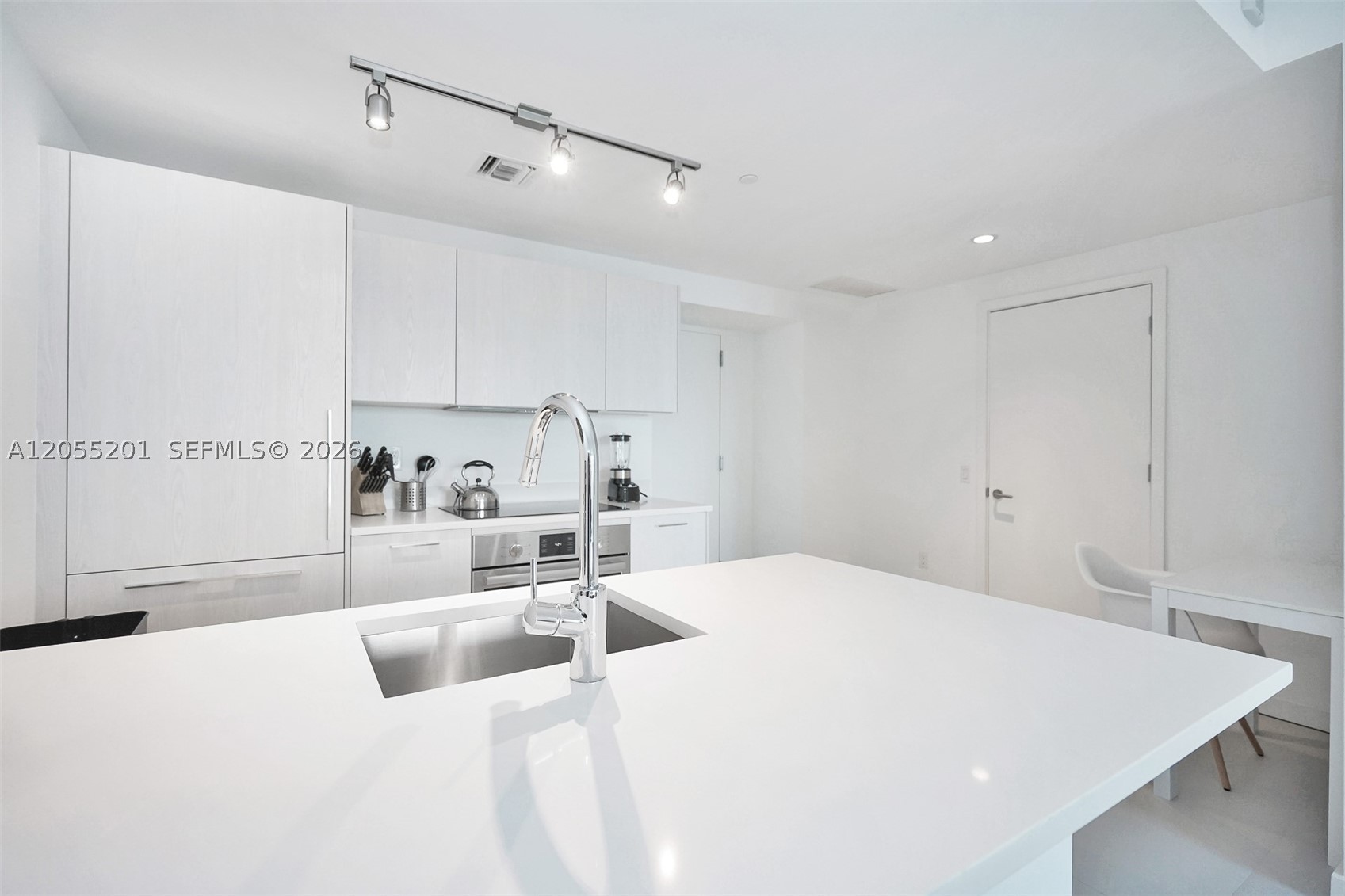 501 NE 31st St #702, Miami FL 33137