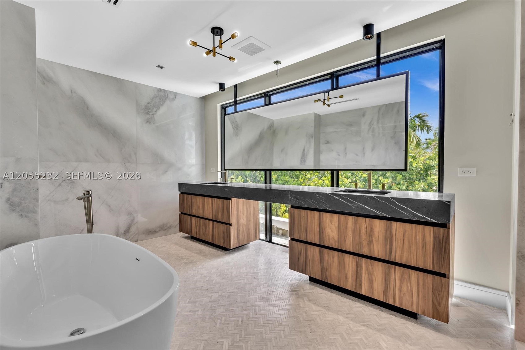 6020 Alton Rd, Miami Beach FL 33140