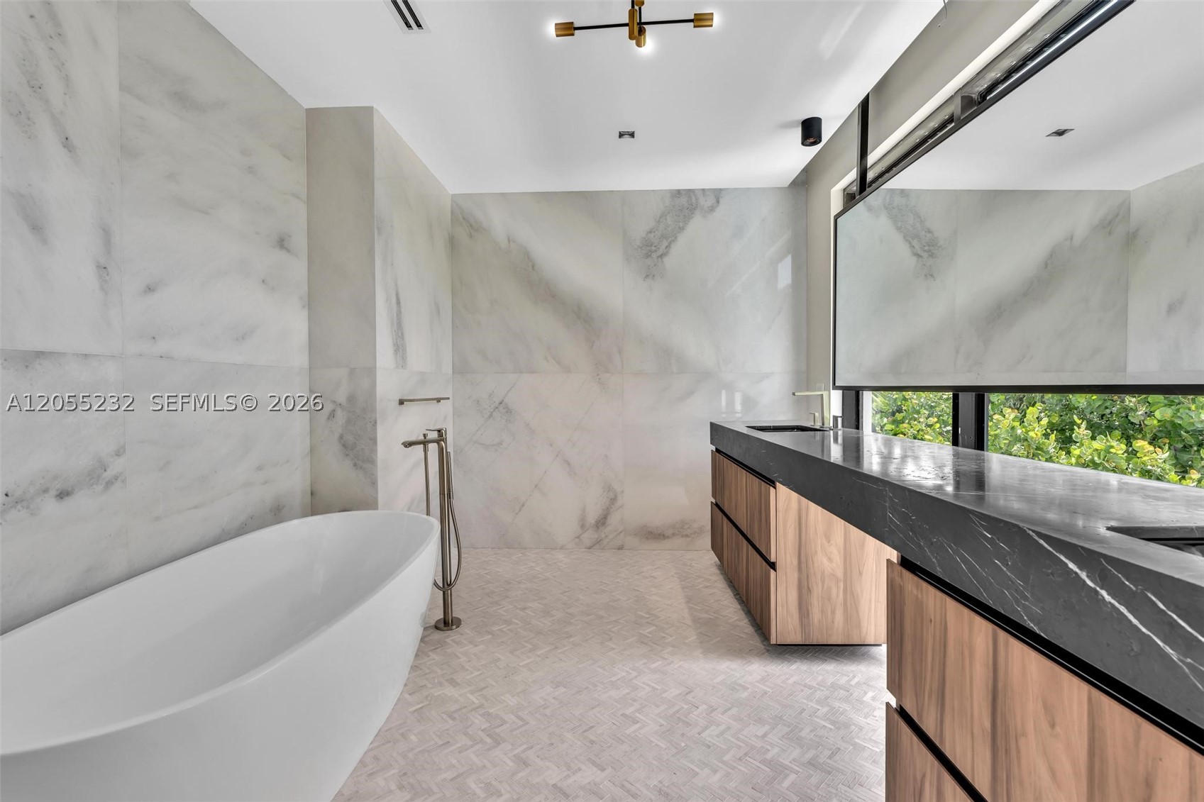 6020 Alton Rd, Miami Beach FL 33140
